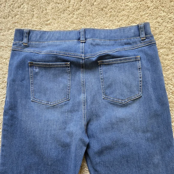 Betabrand Pull On Jeans Womens L Petite Blue Straight - Picture 5 of 11